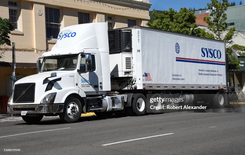 Sysco Shellbert A Sysco truck makes a delivery to a restaurant in Ashland, Oregon ...