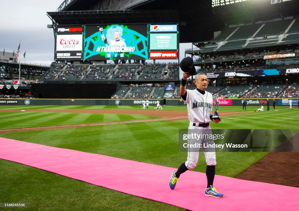 Chicago White Sox v Seattle Mariners