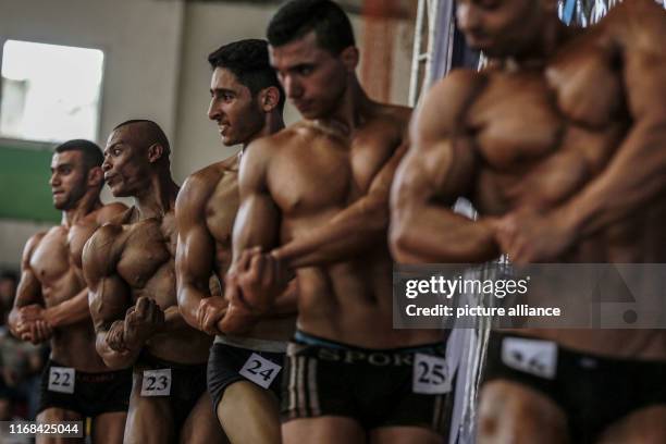 Gaza Bodybuilder 47 Israel Bodybuilding Championships Stock Photos, High-Res Pictures ...