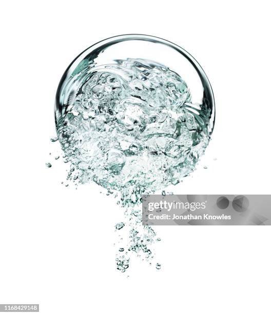 water bubbles - bubbles water stock pictures, royalty-free photos & images