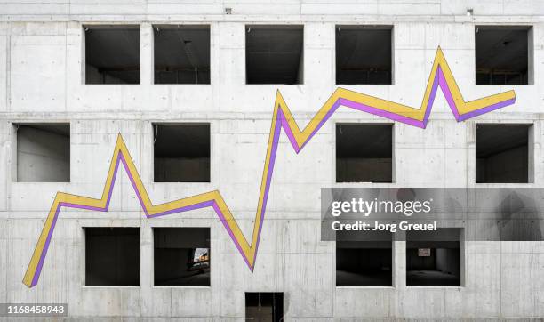 Building Line Graph Business Growth Line Art Photos and Premium High Res Pictures - Getty ...