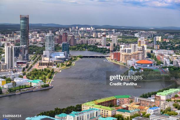 uitzicht op jekaterinenburg, regio sverdlovsk, oeral, rusland - ekaterinburg stockfoto's en -beelden