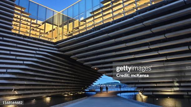 v&a dundee museum by night - victoria and albert museum stock pictures, royalty-free photos & images