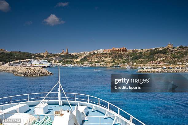 entering port - mgarr harbour stock pictures, royalty-free photos & images
