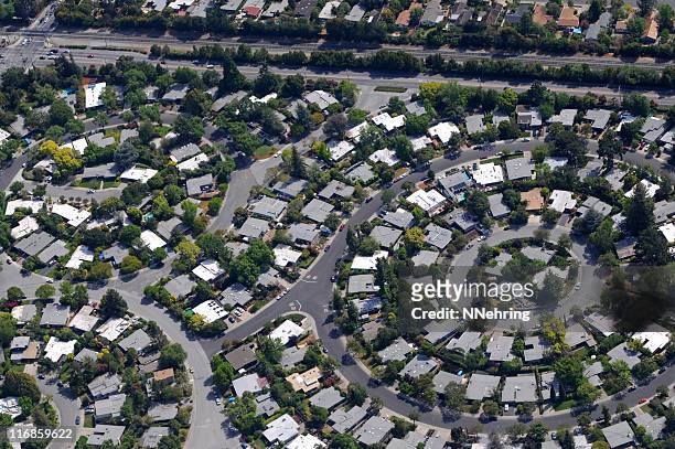 circular neighborhood aerial view - birthplace of silicon valley stockfoto's en -beelden