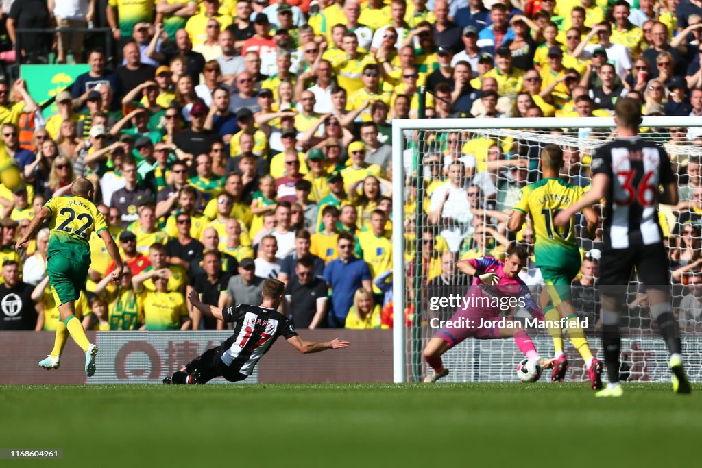 Norwich City v Newcastle United - Premier League