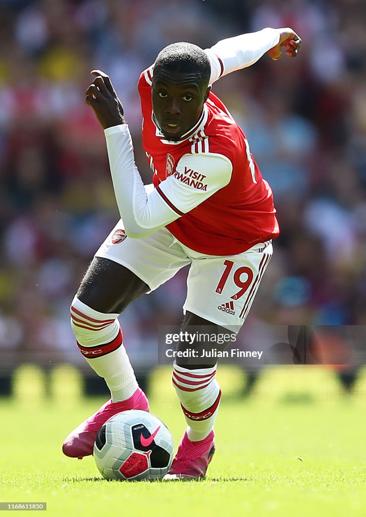 Arsenal FC v Burnley FC - Premier League