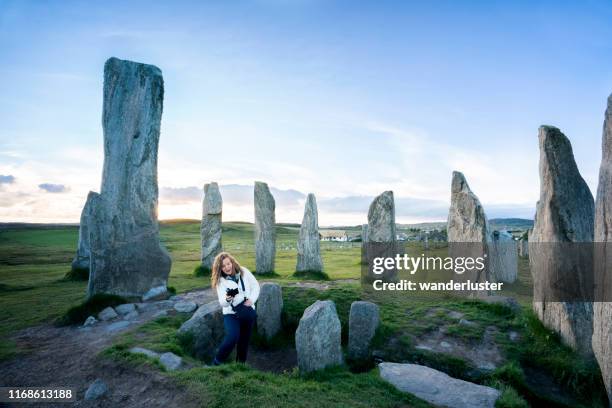 taking a selfie at the standing stones - standing stone stock pictures, royalty-free photos & images