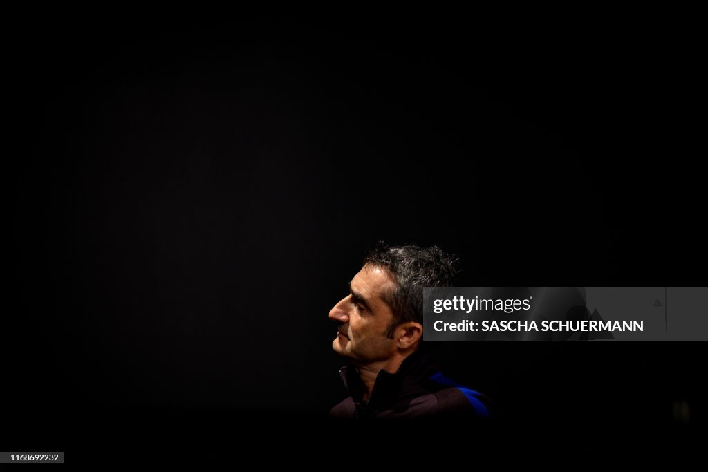 FBL-EUR-C1-DORTMUND-BARCELONA-PRESSER