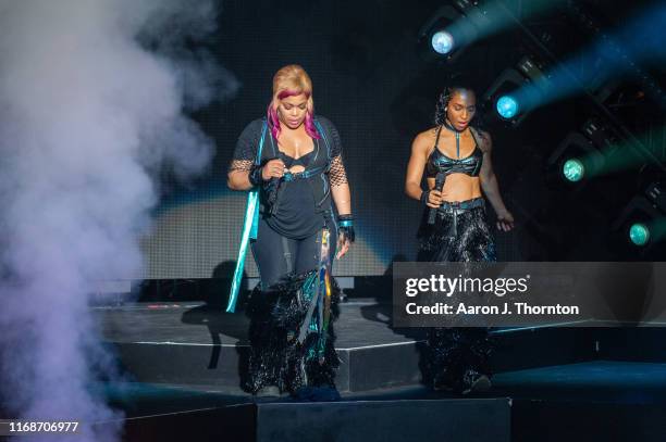 Tlc Performance Flo Band Photos and Premium High Res Pictures - Getty Images