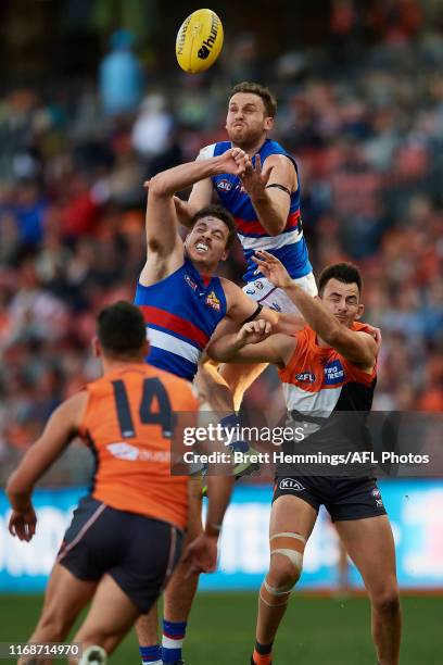 Hayden Crozier of the Bulldogs attempts to take a mark during the round 22 AFL match between the Greater Western Sydney Giants and the Western...
