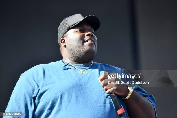 Handbag Head Rapper La Head Photos and Premium High Res Pictures - Getty Images