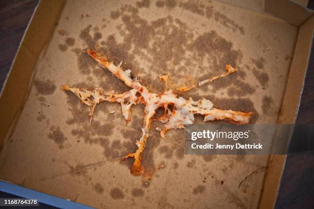 empty pizza box - takeaway box stock pictures, royalty-free photos & images