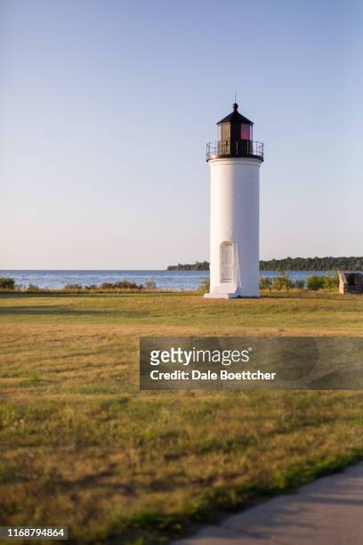 northern michigan lighthouse - northern michigan stock pictures, royalty-free photos & images