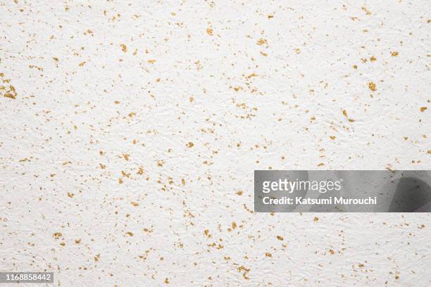 gold leaf,white paper texture background - gilded fotografías e imágenes de stock