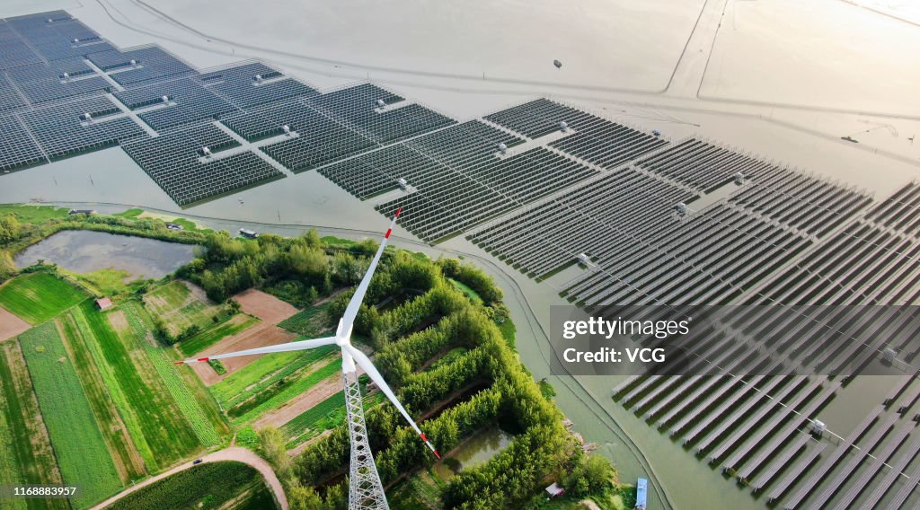 'Fishing Light Complementary' Photovoltaic Power Generation Project In Jiangsu