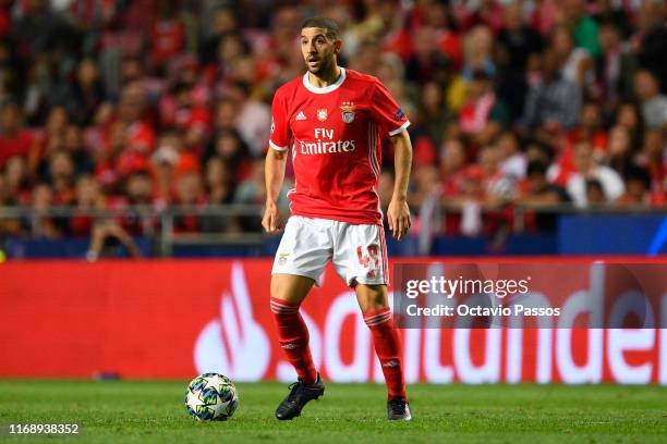 Adel Taarabt of SL Benfica in action during the UEFA Champions League group G match between SL Benfica and RB Leipzig at Estadio da Luz on September...