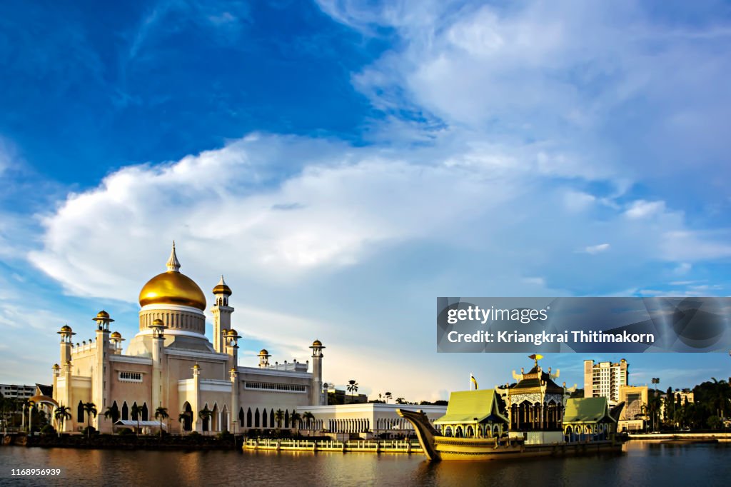 View of view of Omar Ali Saifuddien Mosque.