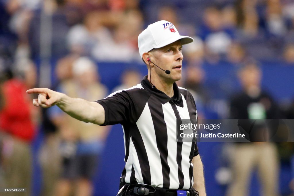 Cleveland Browns v Indianapolis Colts