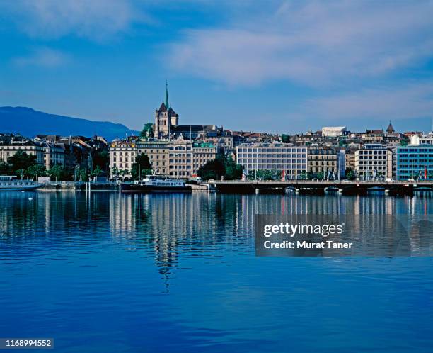 skyline of geneva - genf stock-fotos und bilder