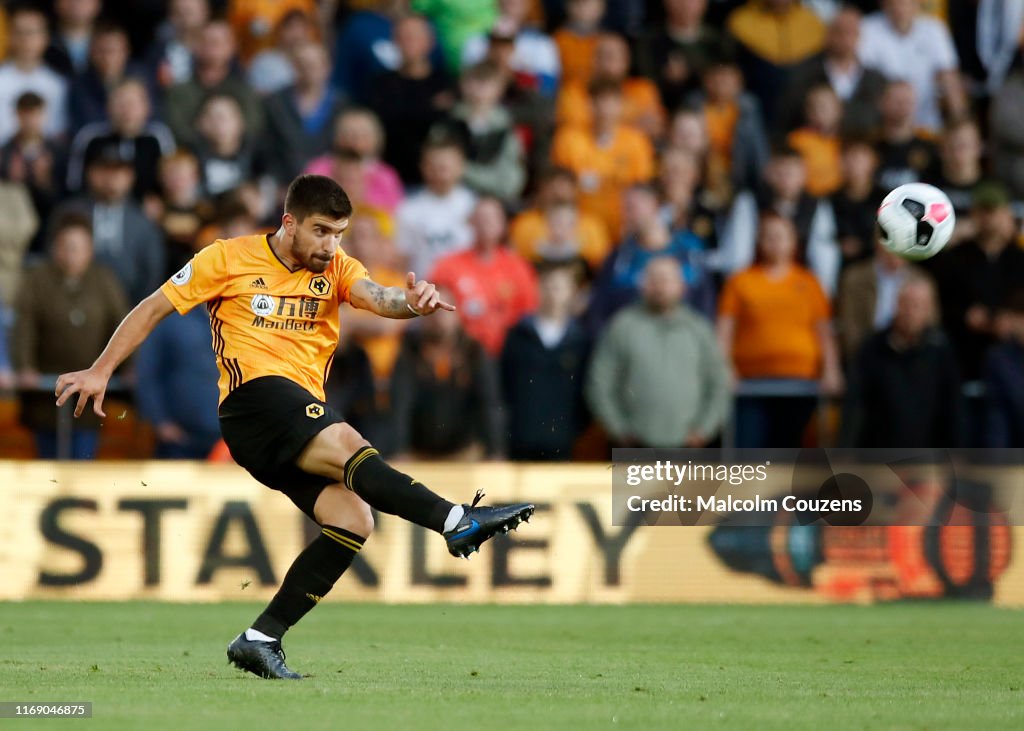 Wolverhampton Wanderers v Manchester United - Premier League