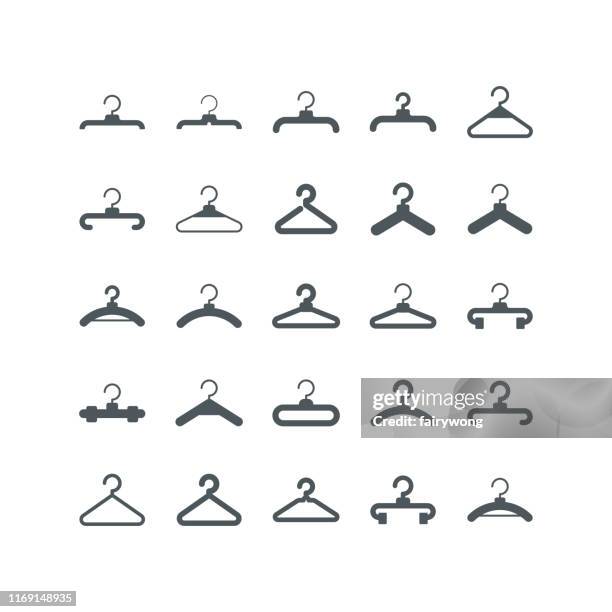 stockillustraties, clipart, cartoons en iconen met kleding hanger pictogrammen - kledinghanger