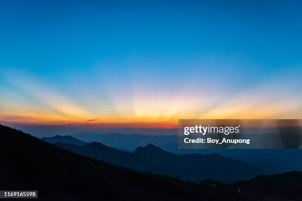 view of the moody sky (twilight) after sunset/sunrise. - aurora foto e immagini stock