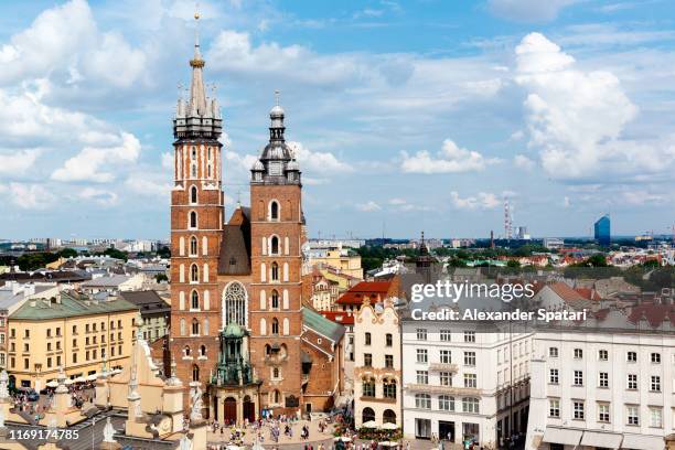 krakow skyline with st mary's church on a sunny day, high angle view, poland - krakow stock pictures, royalty-free photos & images