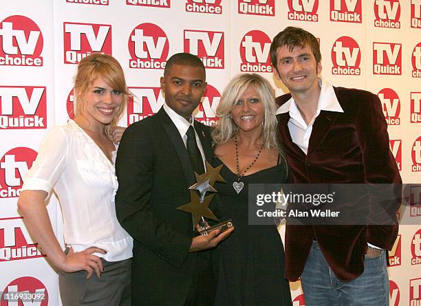 Billie Piper, Noel Clarke, Camille Coduri and David Tennant with award for best loved Drama "Doctor Who"