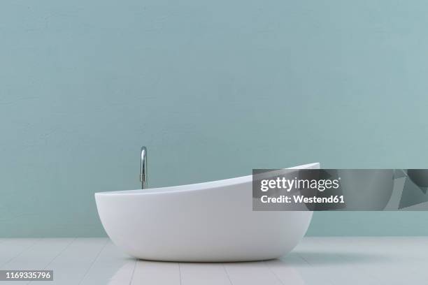 bildbanksillustrationer, clip art samt tecknat material och ikoner med modern bathtub, 3d rendering - porcelain