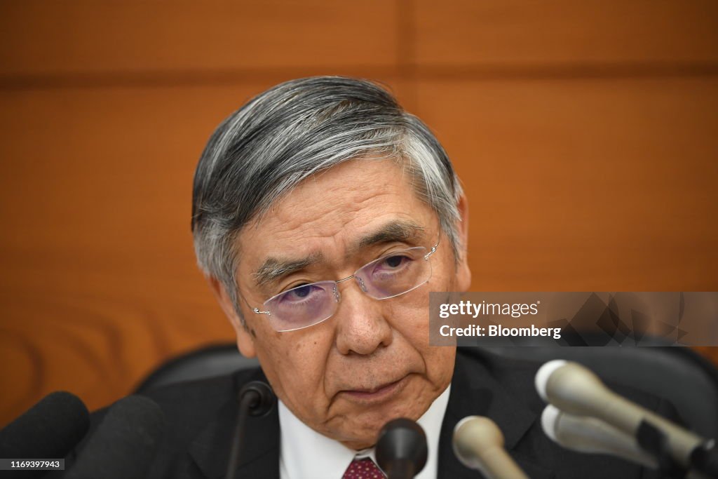 BOJ to Review Prices and Economy After Standing Pat for Now