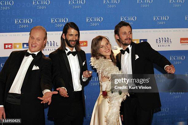 343 Wir Sind Helden Photos & High Res Pictures - Getty Images