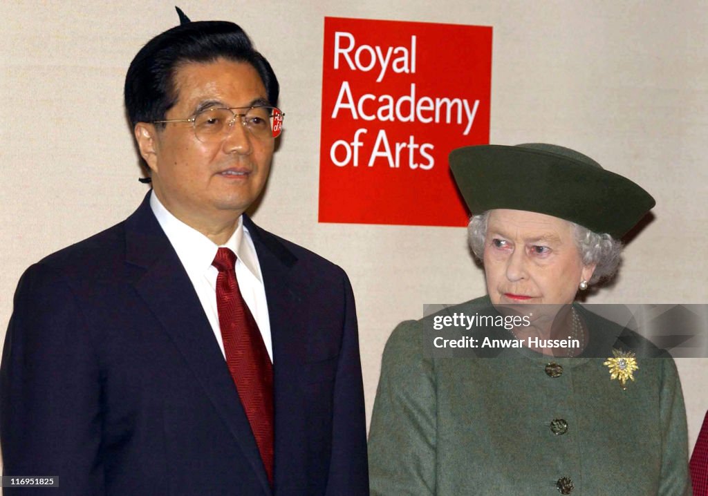Chinese President Hu Jintao Visits the Royal Academy of Arts During His State Visit to London - November 9, 2005