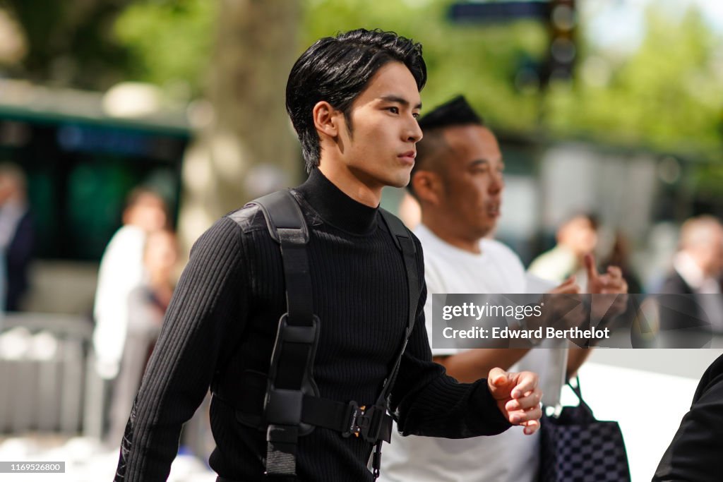 Street Style : Paris Fashion Week - Menswear Spring/Summer 2020 : Day Four