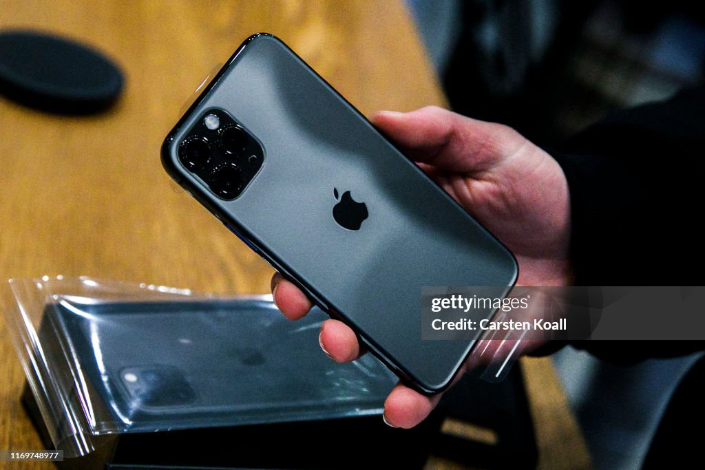 Apple Begins Selling New iPhone 11 In Berlin