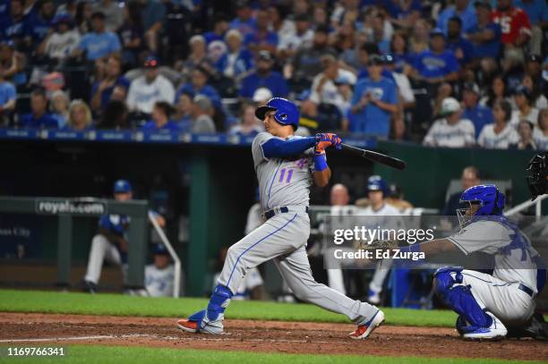 Ruben Tejada of the New York Mets hits against the Kansas City Royals at Kauffman Stadium on August 17, 2019 in Kansas City, Missouri.