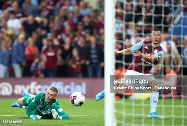 Andre Gomez of Everton scores his teams second goal during the Premier League match between Aston Villa and Everton FC at Villa Park on August 23,...