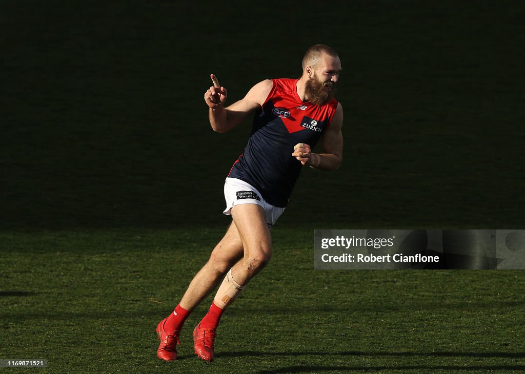 AFL Rd 23 - North Melbourne v Melbourne