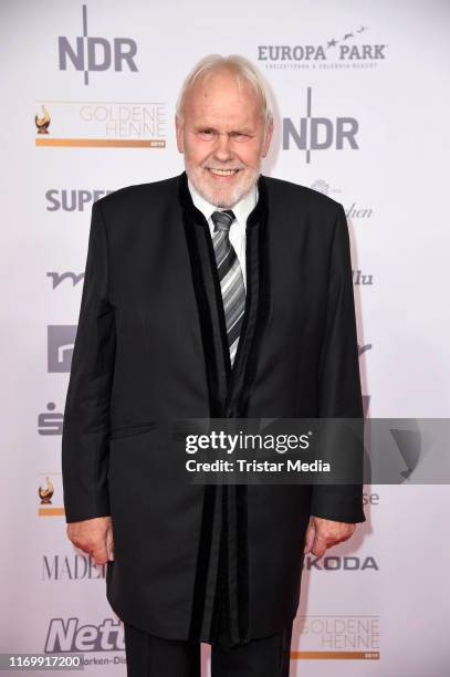 Gunther Emmerlich attends the 'Goldene Henne' red carpet at Messe Leipzig on September 20, 2019 in Leipzig, Germany.