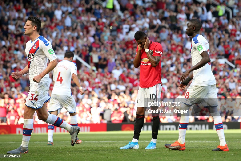 Manchester United v Crystal Palace - Premier League