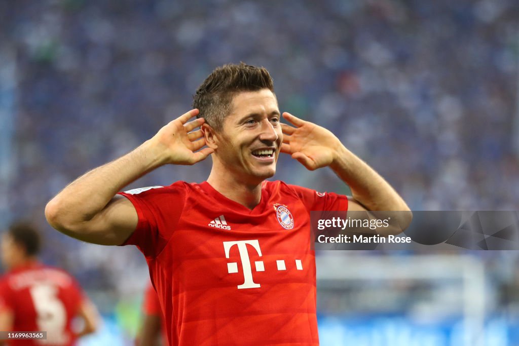 FC Schalke 04 v FC Bayern Muenchen - Bundesliga