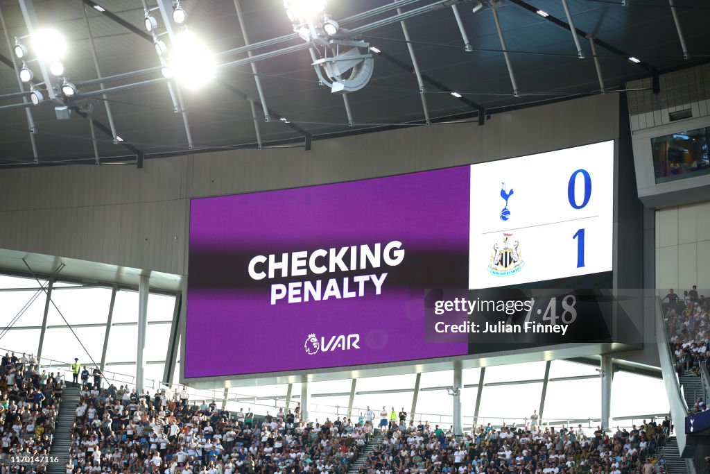 Tottenham Hotspur v Newcastle United - Premier League