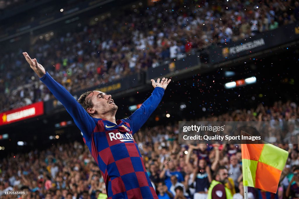 FC Barcelona v Real Betis Balompie - La Liga