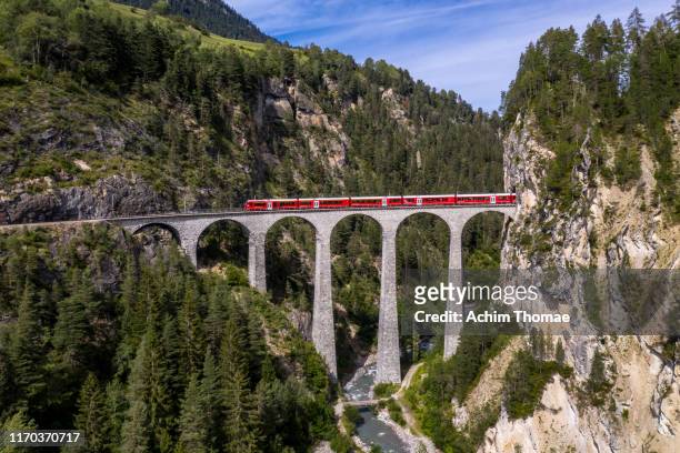 landwasser viaduct, unesco world heritage site rhaetian railway, switzerland, europe - viaduct stock-fotos und bilder