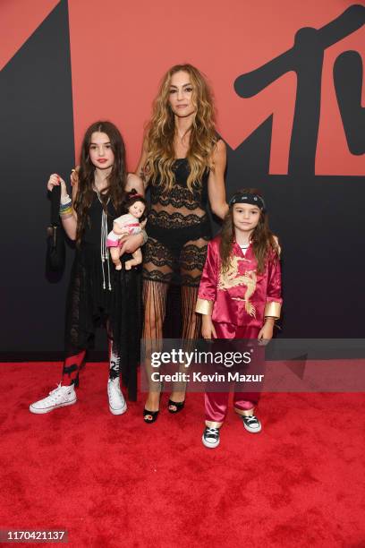 Drea de Matteo attends the 2019 MTV Video Music Awards at Prudential Center on August 26, 2019 in Newark, New Jersey.