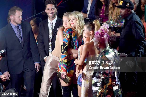 Gigi Hadid, Taylor Swift, Halsey, Bella Hadid and Todrick Hall pose during the 2019 MTV Video Music Awards at Prudential Center on August 26, 2019 in...