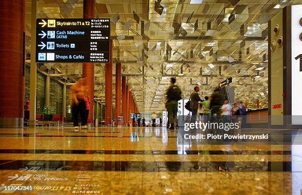singapore changi airport. - transit at changi singapore stock pictures, royalty-free photos & images