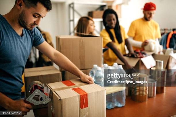 social workers - food donation stock pictures, royalty-free photos & images