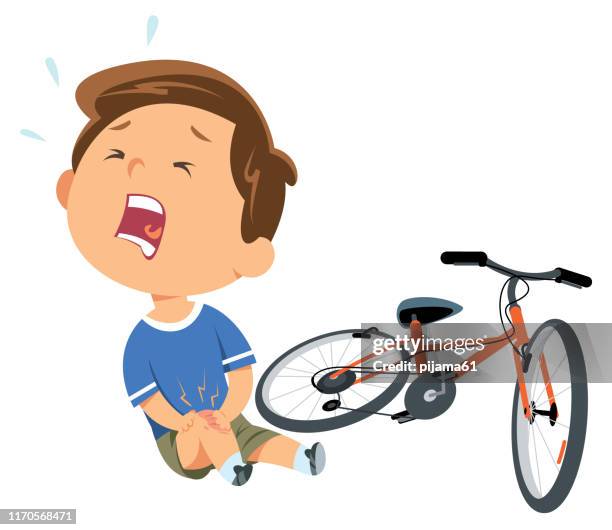 ilustrações de stock, clip art, desenhos animados e ícones de child falling from his bike and crying - ferido