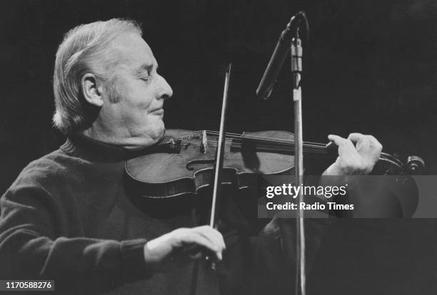 Violinist Stephane Grappelli, circa 1975.